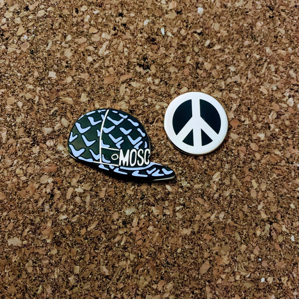 h&m x moschino enamel pin set